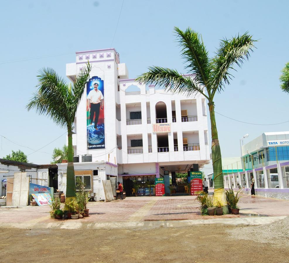 Hotel Utsav Ширди Екстериор снимка